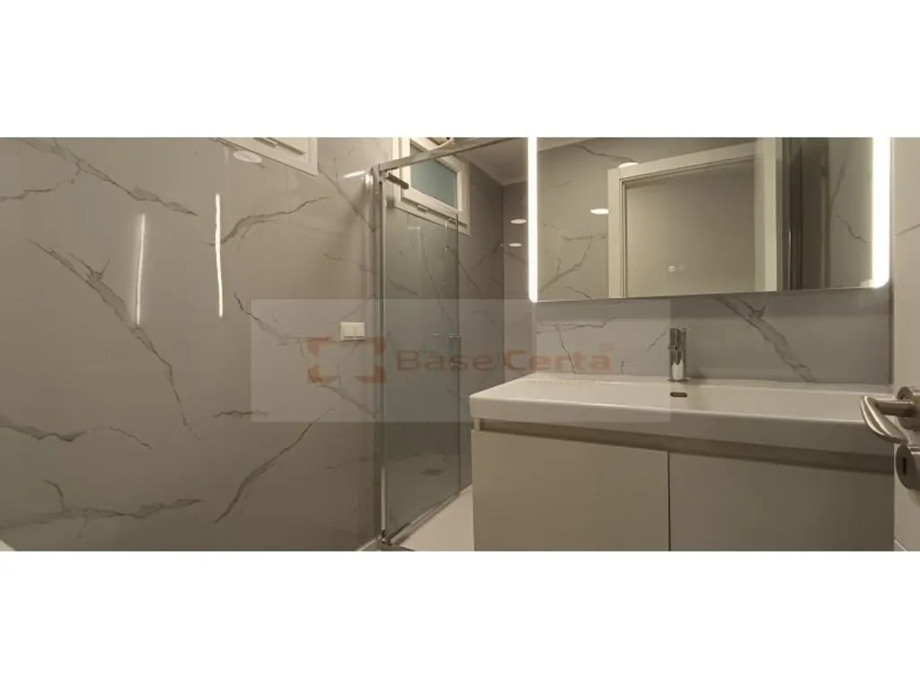 Salles de bain - Luxury Apartment with Beach Access in Oeiras