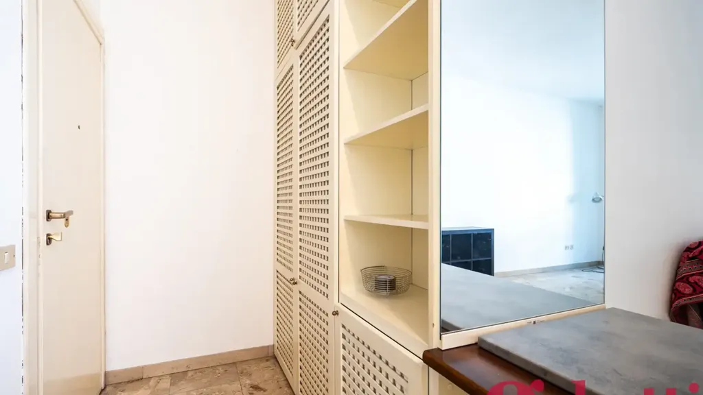 Pièces - Triplex with Balconies in Lambrate, Milan