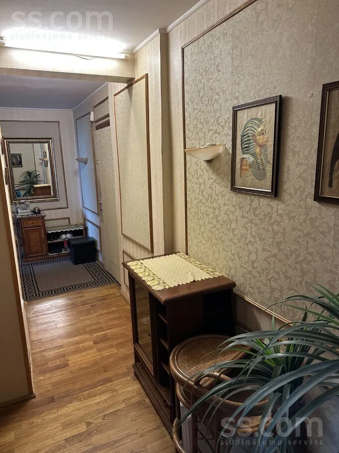 Ingresso - 3-Bedroom Flat with Unique Layout in Olaine