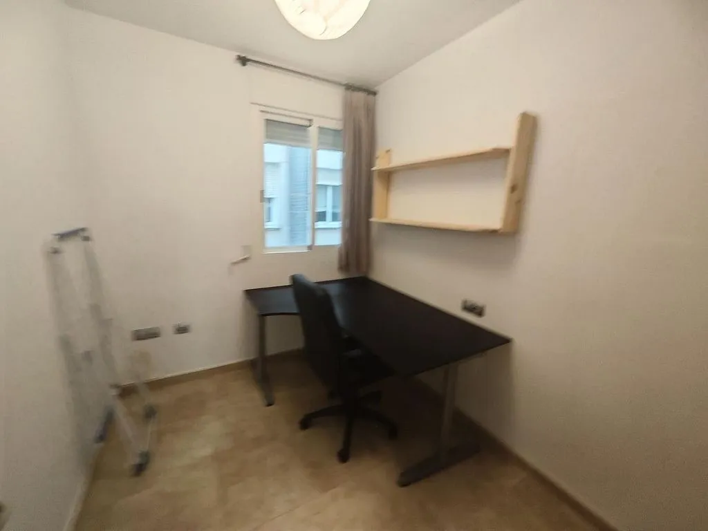Office - Apartment with Balcony in El Ranero