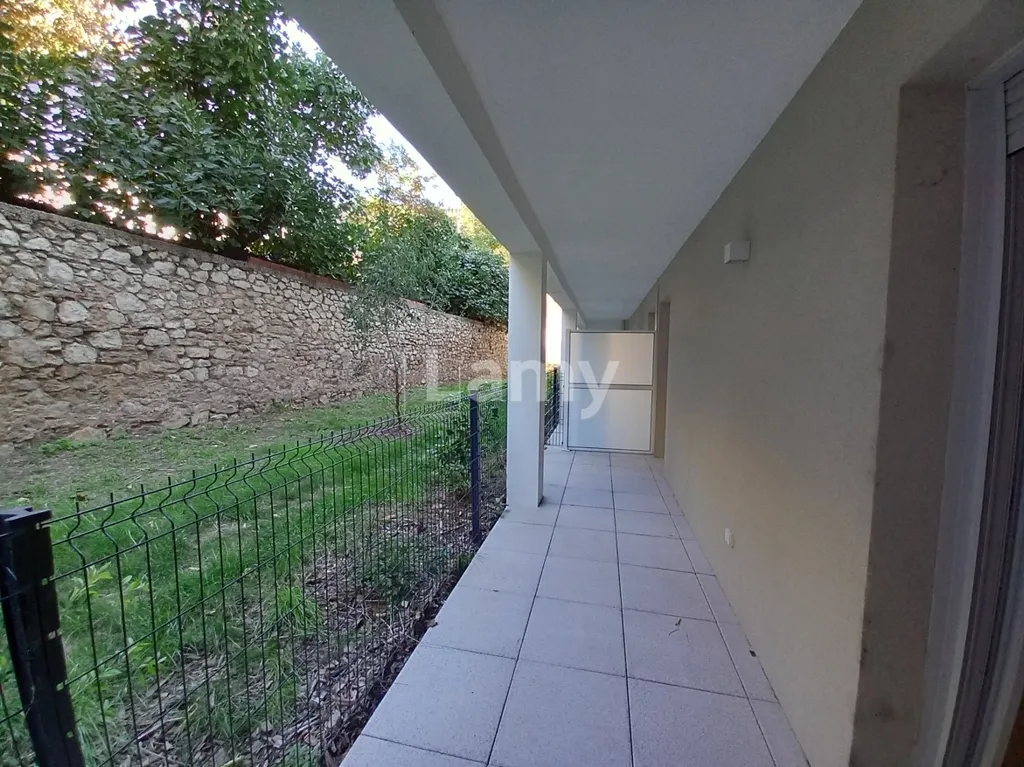 Garden - Apartment with Terrace in Cap Pinède