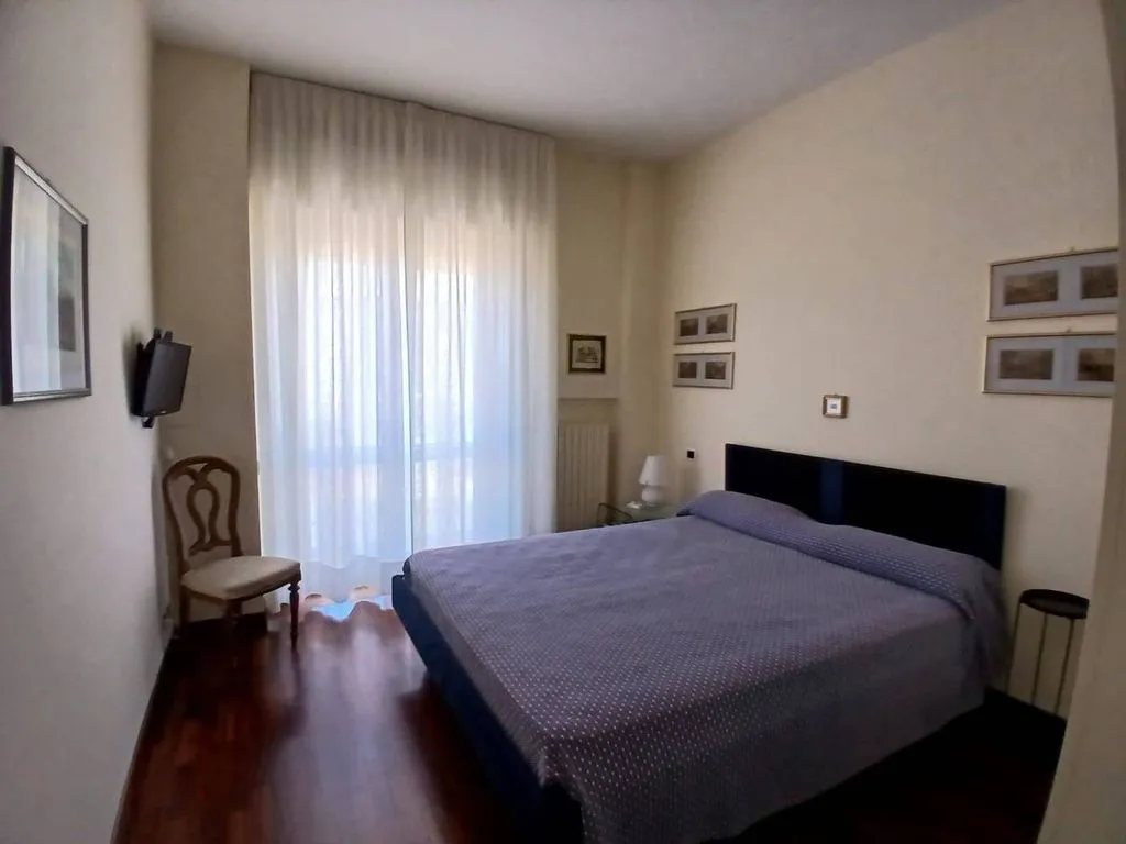 Chambres - Luxury Penthouse with Panoramic Views in Civitanova Marche