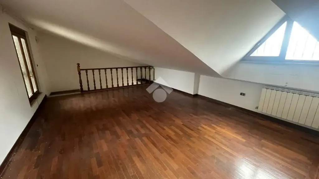 Pièces - Attic Apartment with Terrace in Terni