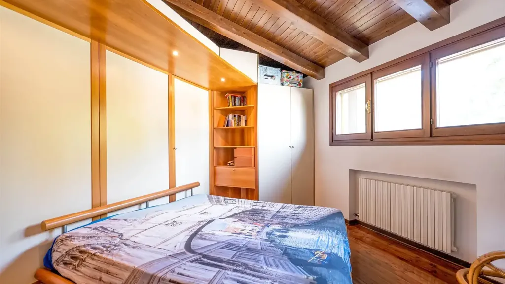Chambres - Bifamiliar Villa with Private Garden in Noale