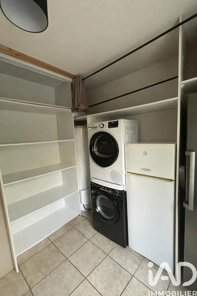 Utility Room - Traditional House with Pool in Pégomas