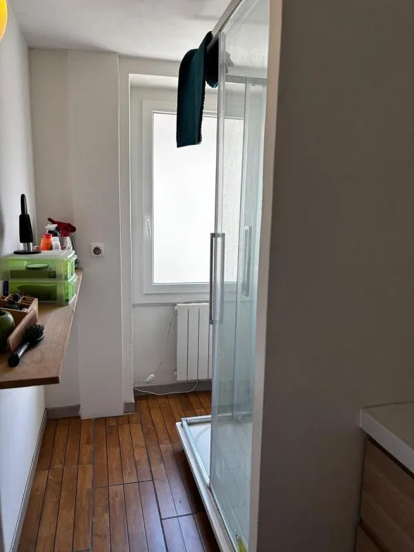 Bathrooms - Historic House with Garden in Issou Centre