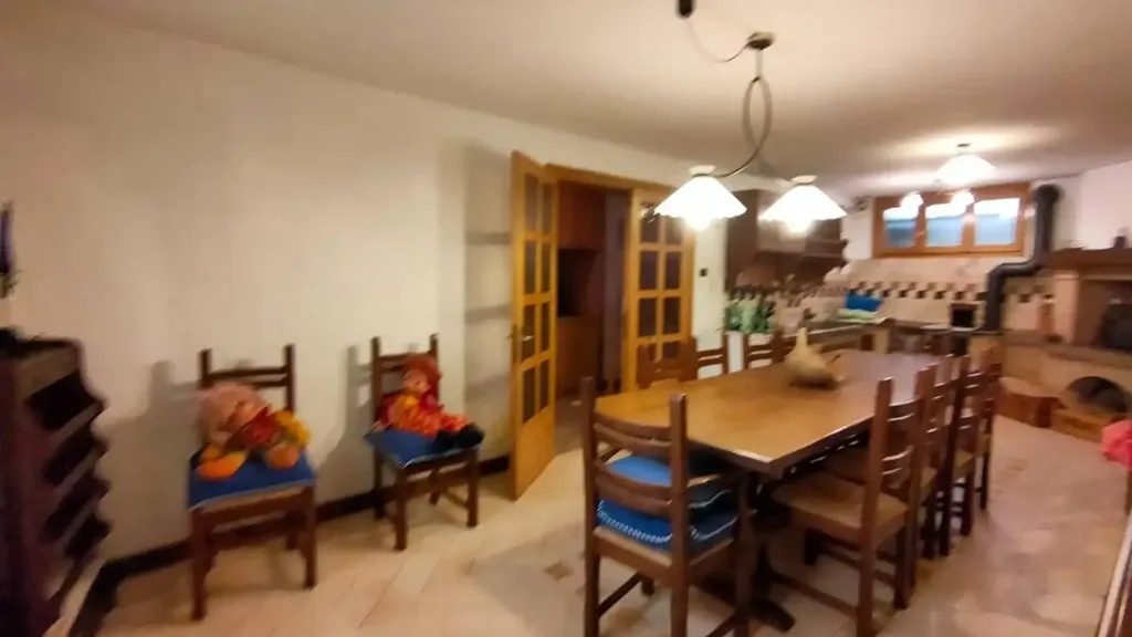 Söögituba - Villa with Private Garden in Udine