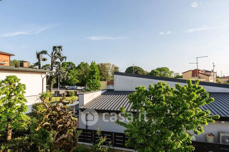 Jardin - Minimalist Villa with Private Garden in Legnago