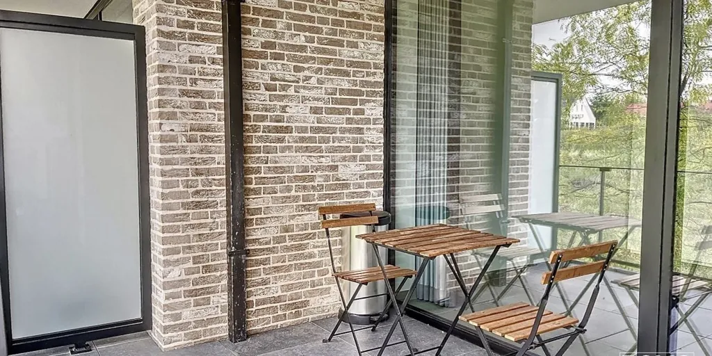 Rõdu - Modern Apartment with Terrace in Diepenbeek