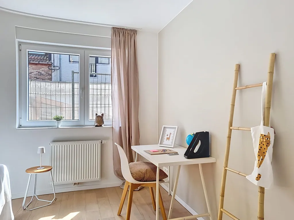 Bureau - Appartement Neuf avec Terrasse au Centre de Ciney