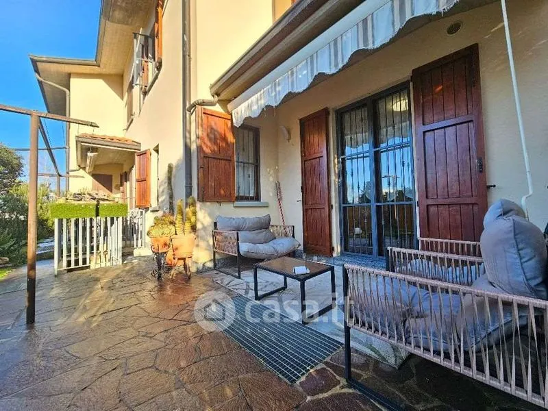 Terrasse - Semi-detached House with Private Garden in Mozzo Centre