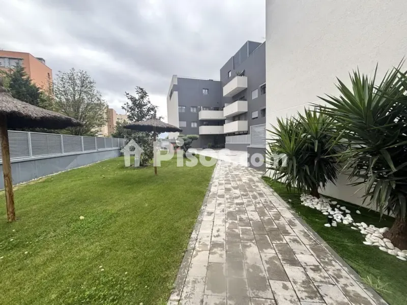 Jardin - Ground Floor Flat with Private Garden in Fuenlabrada