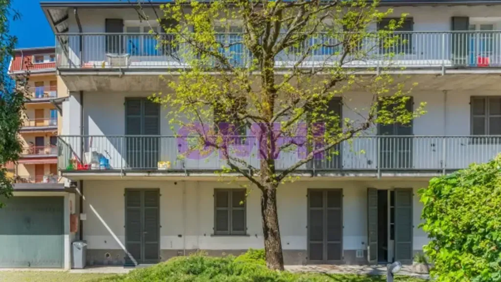 Välivaade - Ground Floor Flat with Balcony in Gallarate