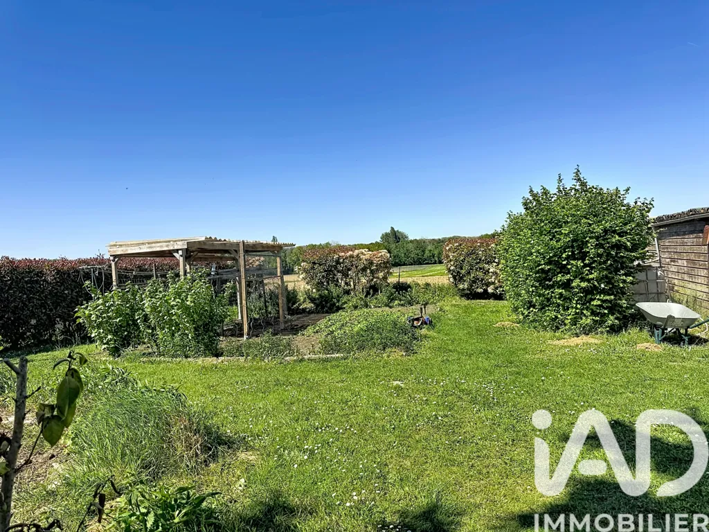 Aed - Traditional House with Garden in Itteville