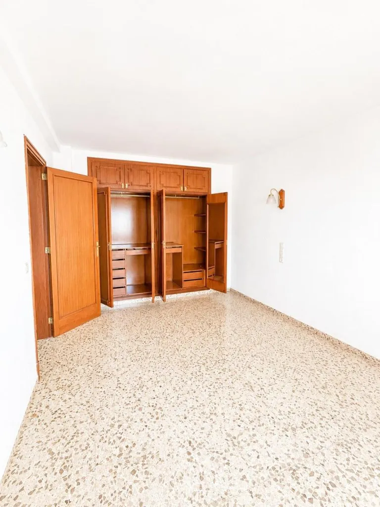 Toad - Flat with Castle Views in Palma de Mallorca