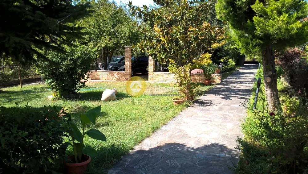 Jardin - Detached House with Garden in Taracha, Lamia