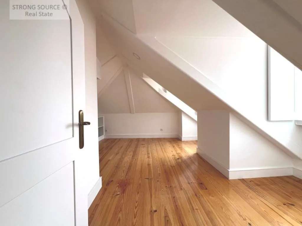 Toad - Luxury Apartments with River View in Graca, Lisbon