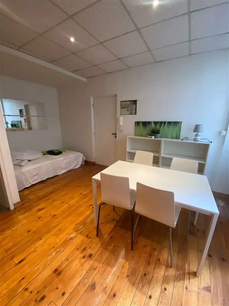 Sala da pranzo - Studio with Kitchenette in Besançon Centre