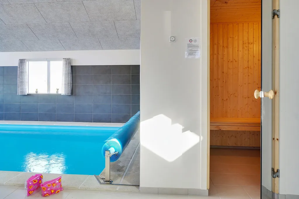 Piscina - Vacation Home with Pool near Grenå Strand