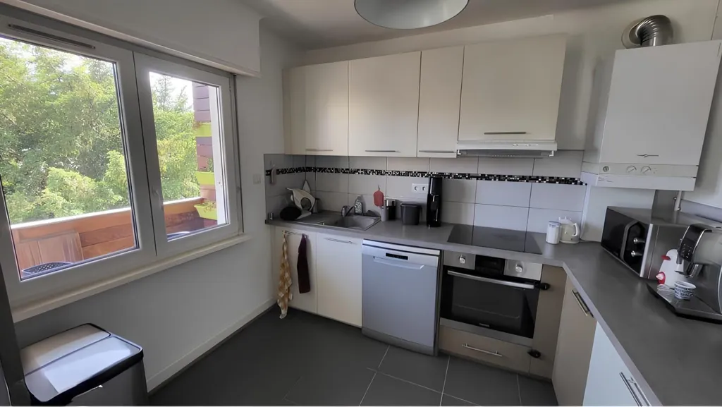 Köök - 3-Piece Flat with Balcony in Saverne