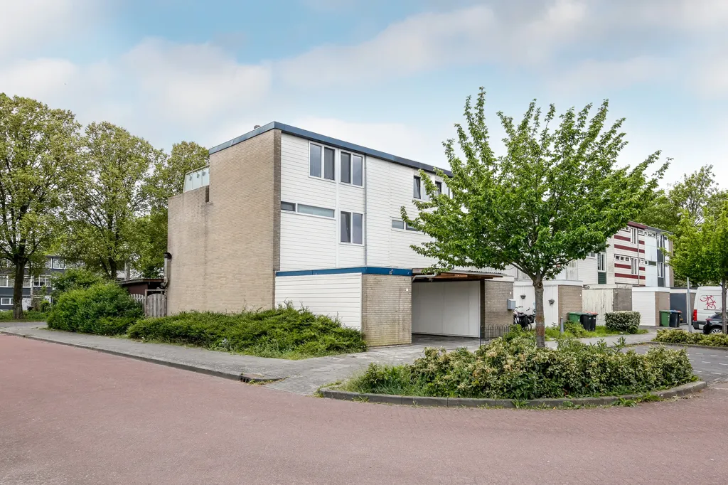 Extérieur - Modern Corner House with Solar Panels in Atolwijk
