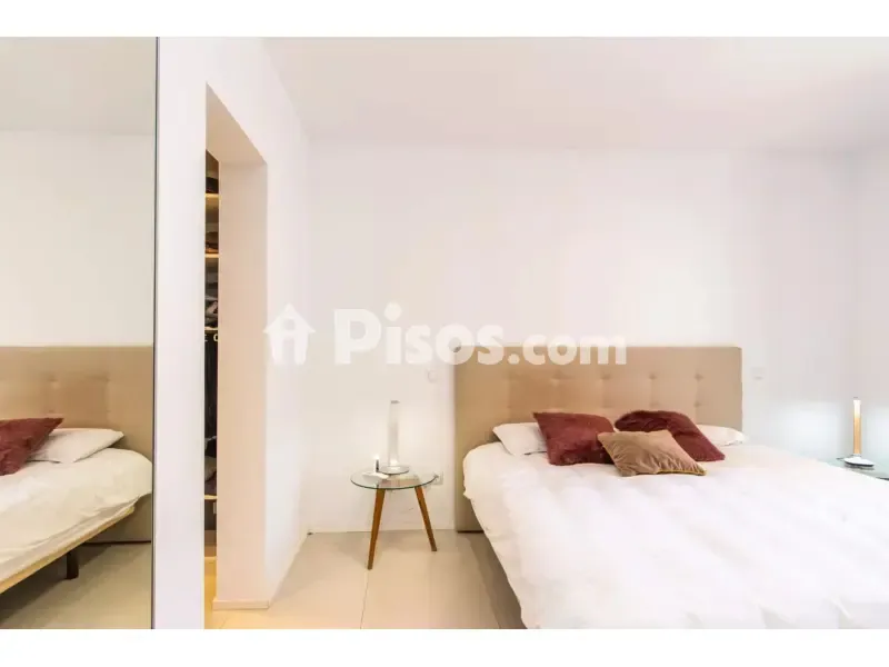 Magamistoad - Modern Flat with Balcony in Carrer de Moragues