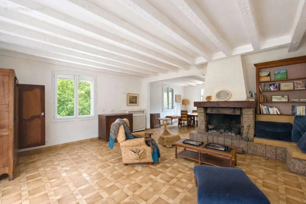 Elutuba - Boisée House with Garden in Montbazon