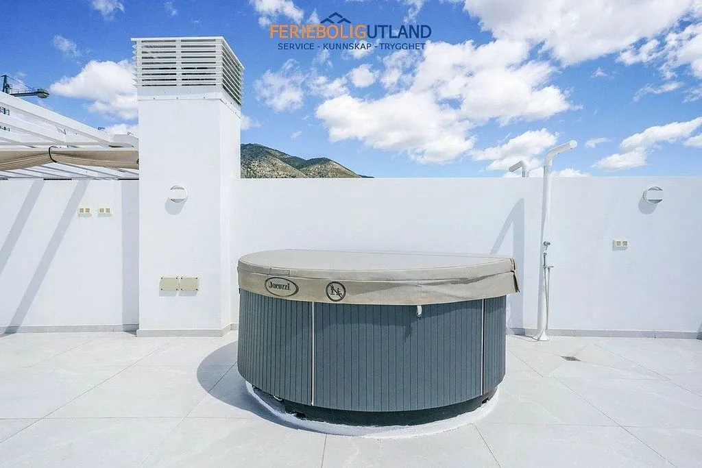 Terrass - Penthouse with Pool in Torreblanca del Sol