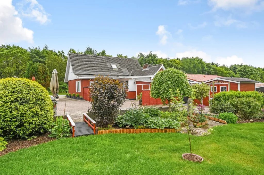 Jardin - 1947 Villa with Garden in Viborg
