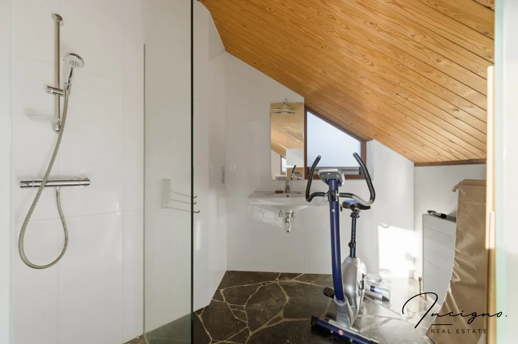 Bagni - Architectural House with Water View in Keerbergen