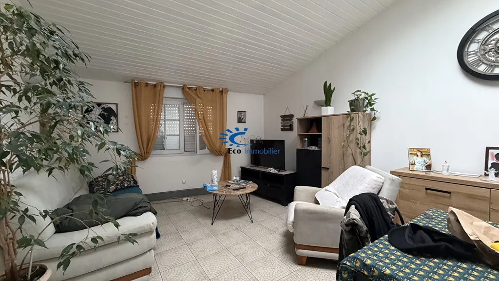 Séjour - Maison avec Jardin et Garage à Andilly