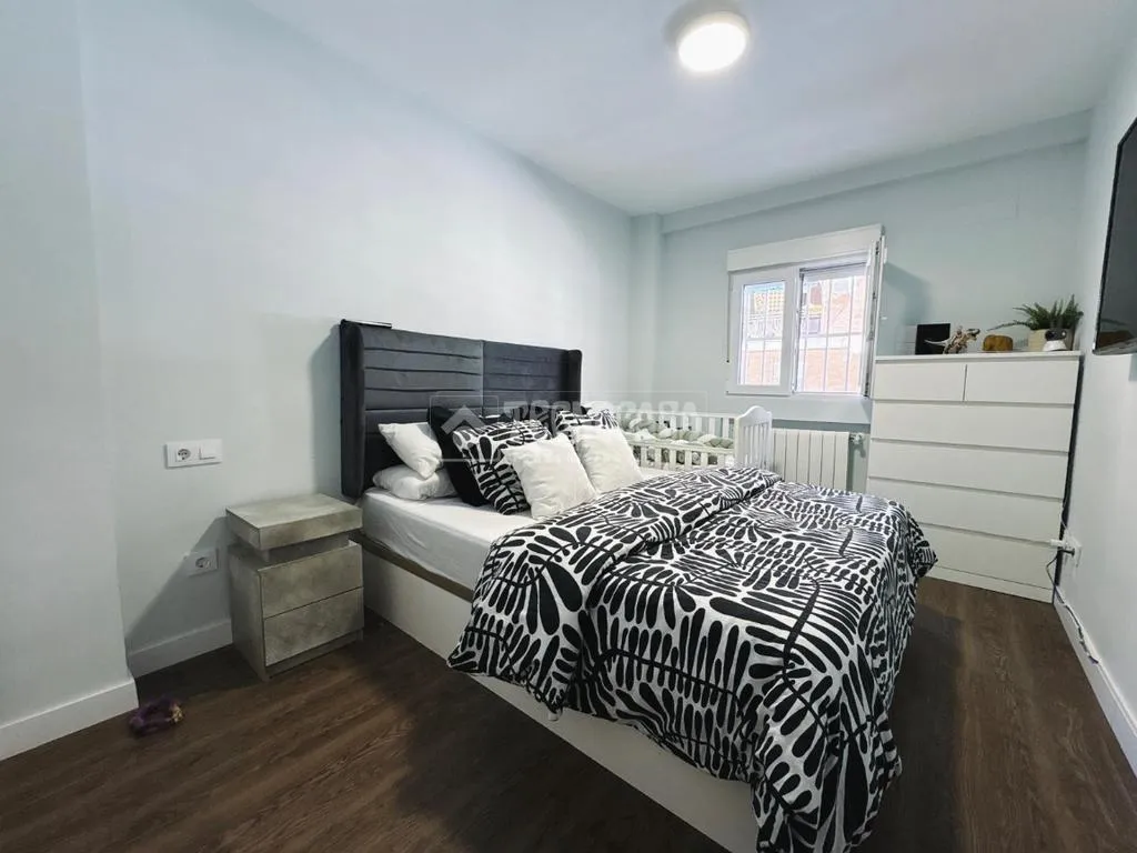 Magamistoad - Modernised Flat with Balcony in Madrid Centre