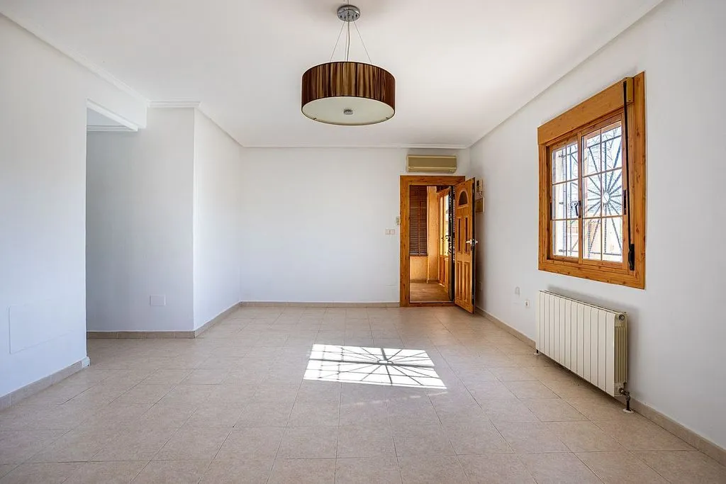 Toad - Spanish-Style Villa with Pool in Benijofar