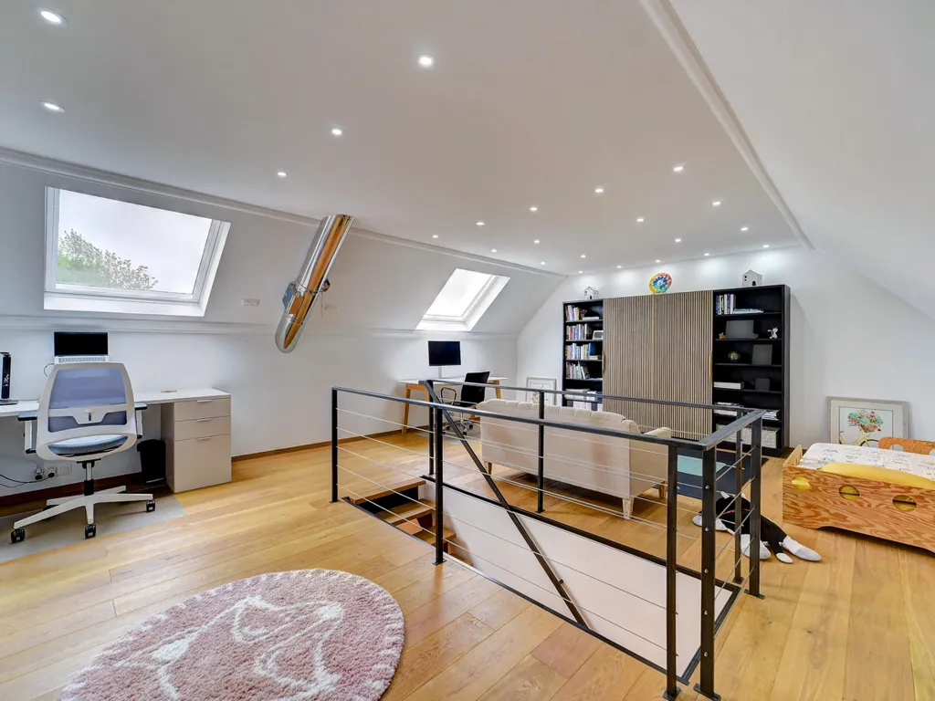 Kabinet - Fully Renovated Semi-Detached House in Tervuren