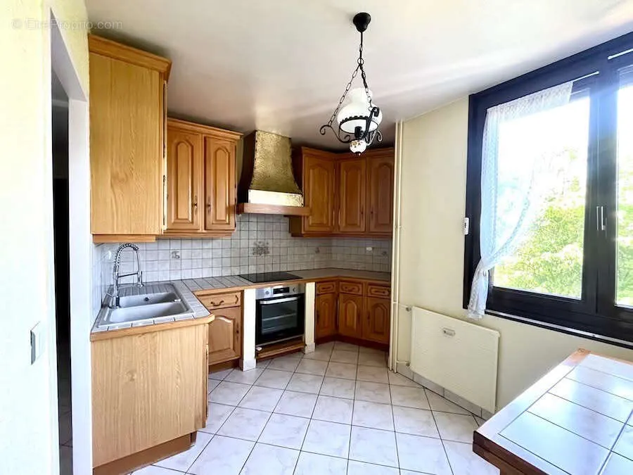 Cuisine - Appartement Traversant avec Balcons à Seynod