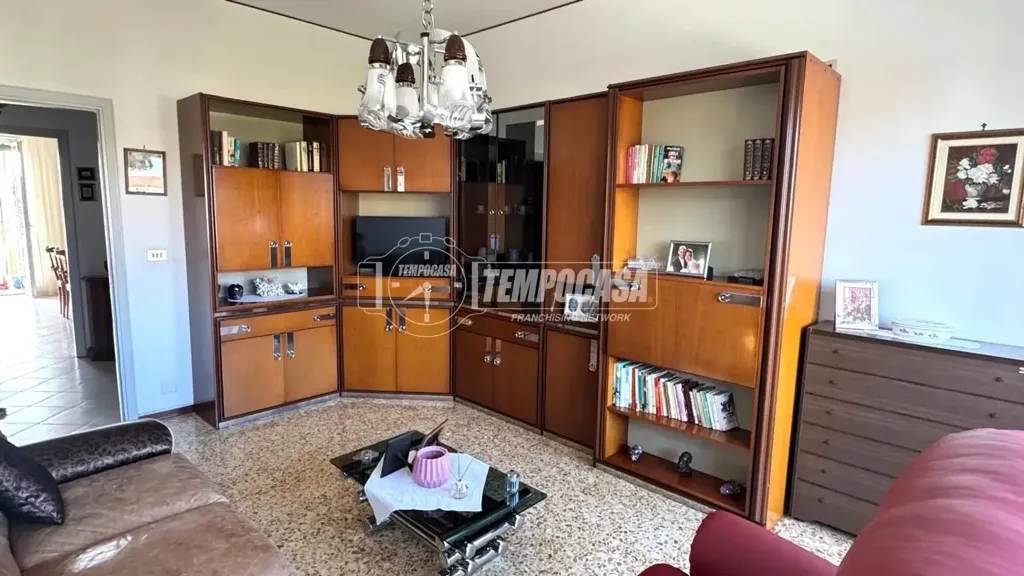 Elutuba - Rearranged Apartment with Balcony in Collegno
