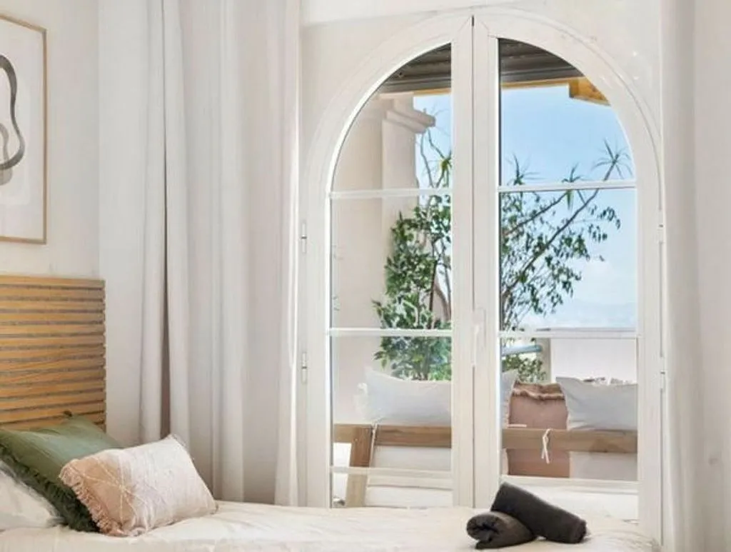 Chambres - Apartment with Pool in Nueva Andalucía Centre
