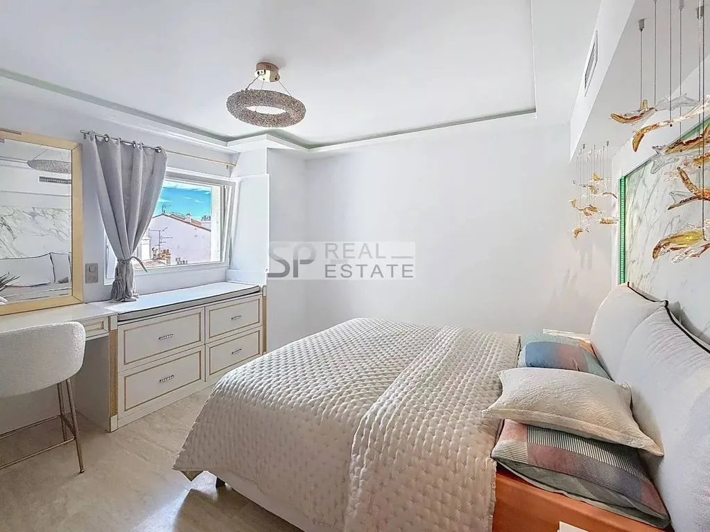 Chambres - Appartement Luxueux avec Terrasse à Cannes