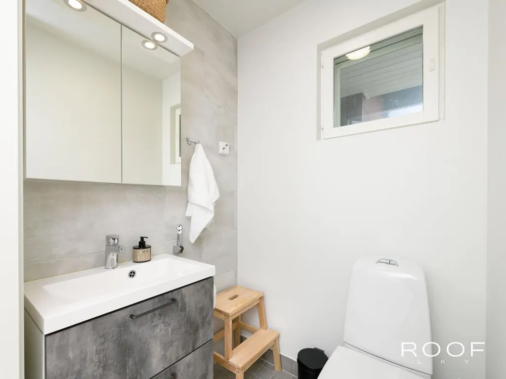 Salles de bain - Modern Apartment with Balcony in Hyvinkää