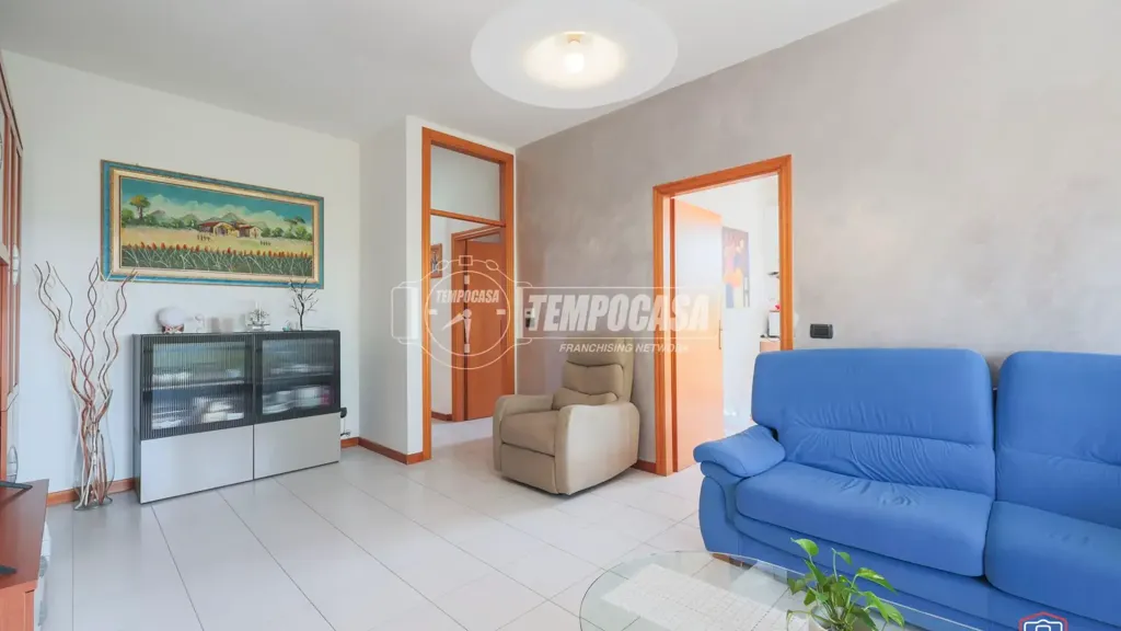 Elutuba - Spacious Triplex with Terrace in Coriano