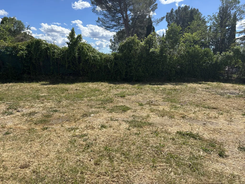 Aed - Traditional House with Garage in Lorgues