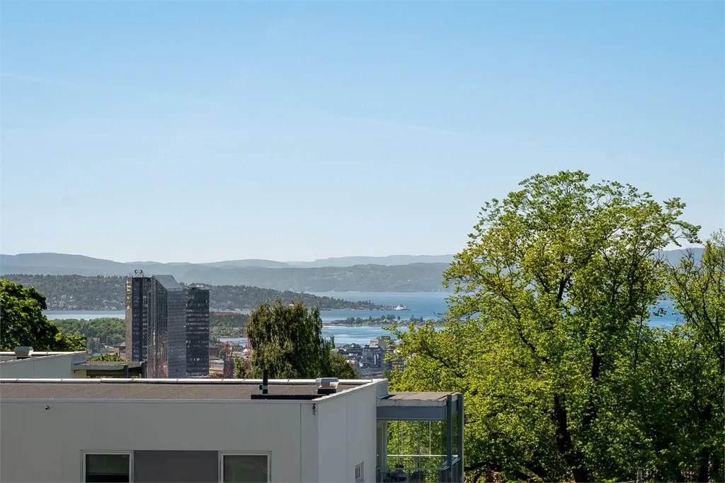 Rõdu - Design Flat with Balcony in Løren/Frydenberg