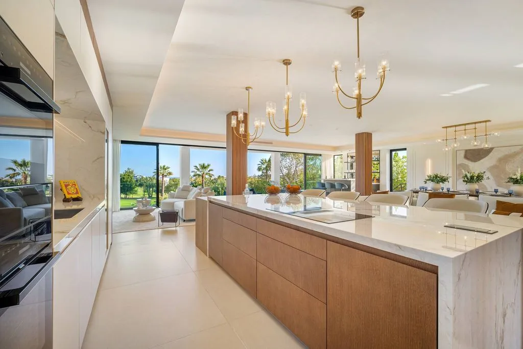 Cuisine - Luxury Villa with Infinity Pool in Marbella
