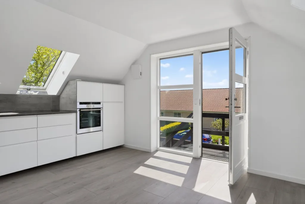 Cuisine - Fenced Villa with Garden in Solrød Strand