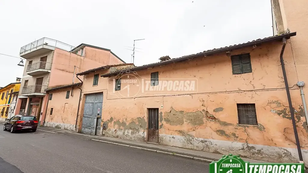 Välivaade - Rustic Cottages to Renovate in Guardamiglio