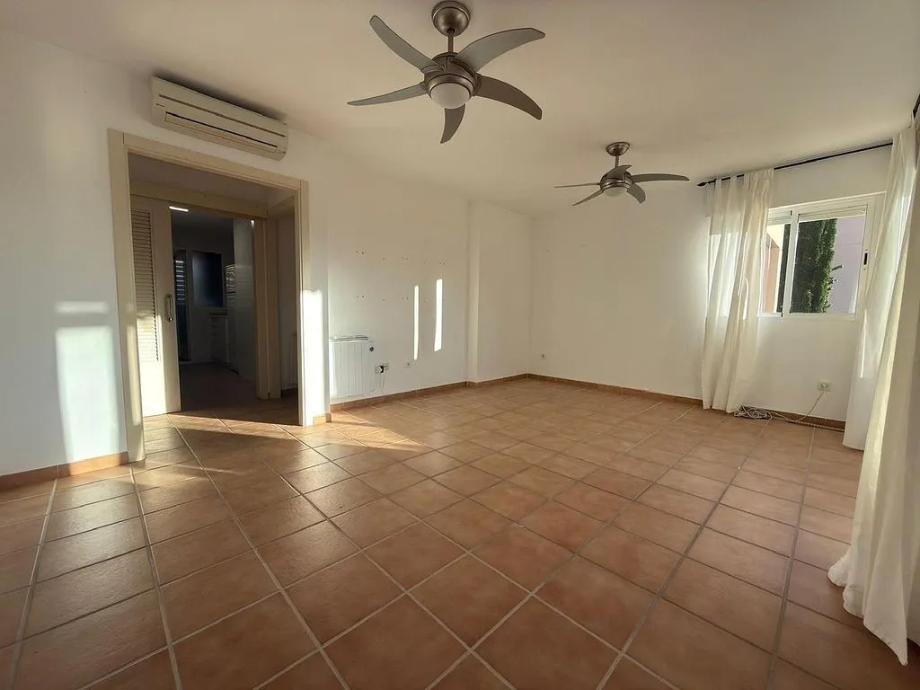Séjour - Apartment with Pool in Calabardina-Cope