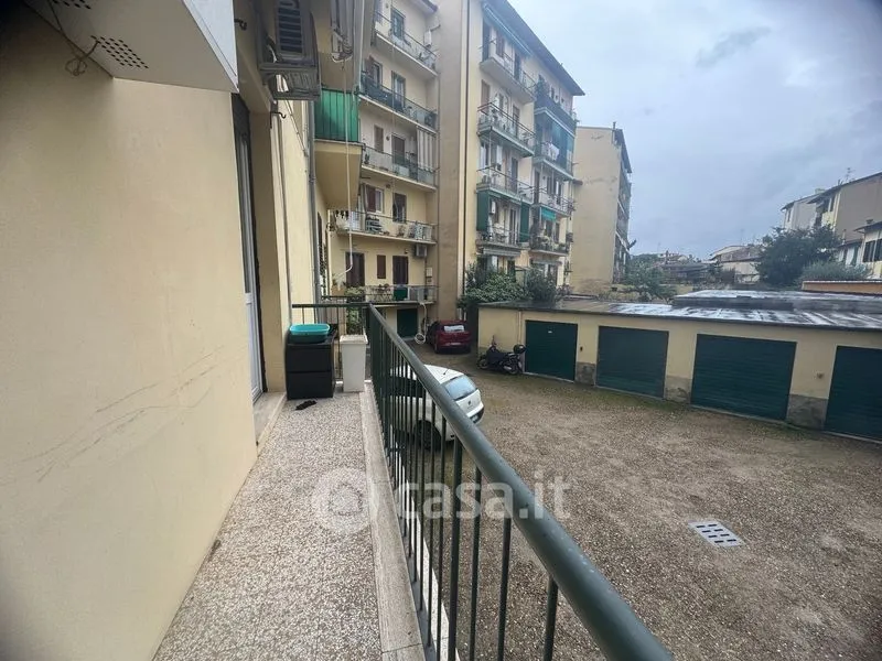 Rõdu - Loft with Balcony in Florence
