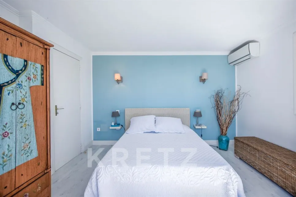 Chambres - Villa Pieds dans l'eau avec Crique Privée à Erbalunga