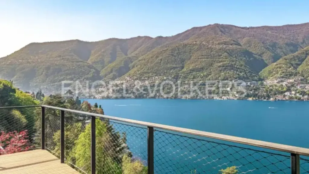 Terrass - Modern Villa with Lake View in Torno