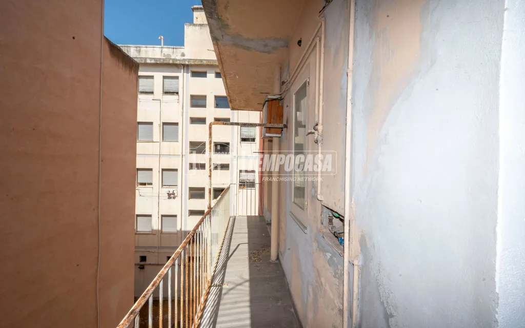 Balcon - Trilocale with Balcony in Messina